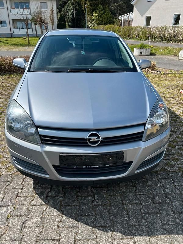 Usata Opel Astra 90 CV (66 kW) 2004 Utilitaria