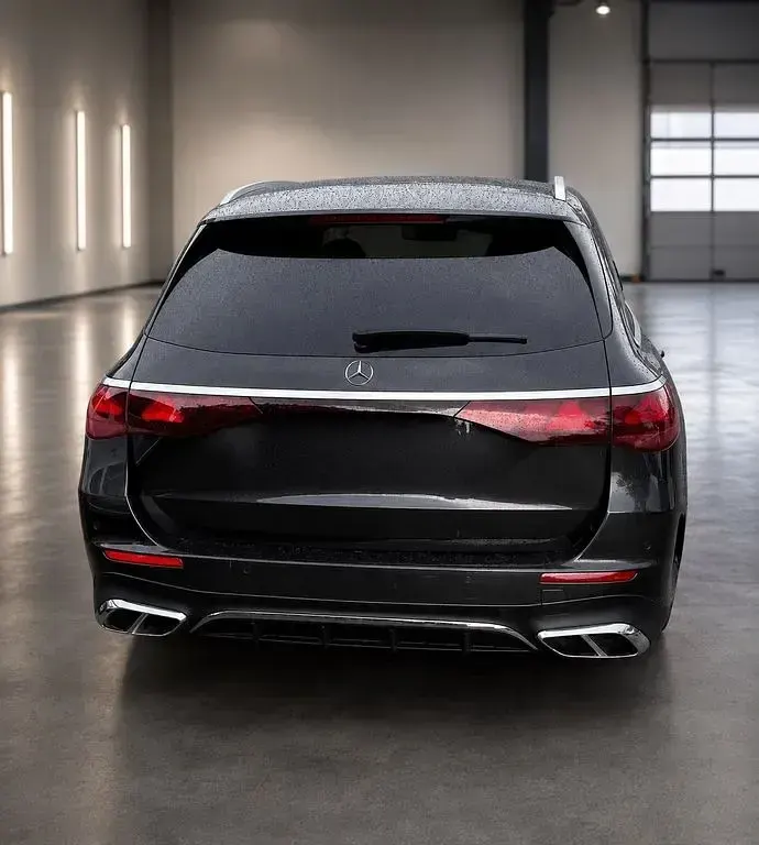 Gebraucht Mercedes E200 Premium 204 PS (150 kW) 2023 Grau Limousine
