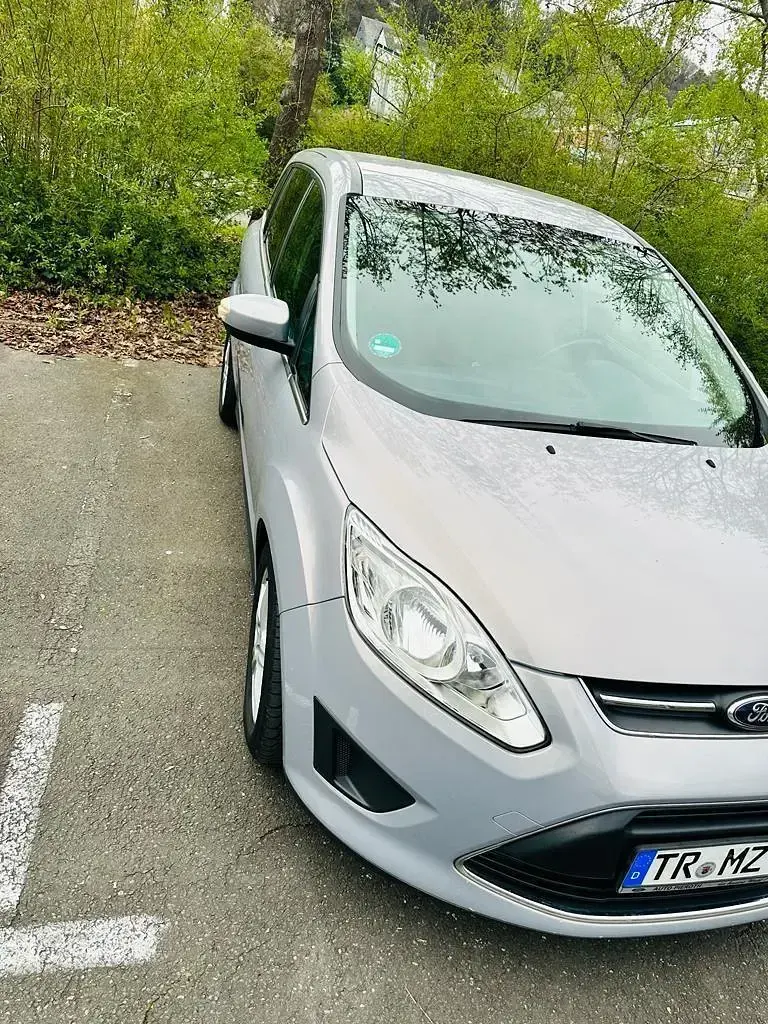 Gebraucht Ford Grand C-Max 150 PS (110 kW) 2011 Grau Van / Kleinbus