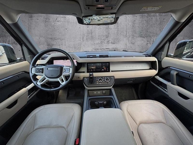 Gebraucht Land Rover Defender 400 PS (294 kW) 2024 Schwarz SUV