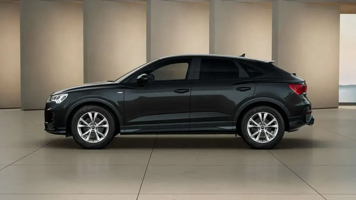 Gebraucht Audi Q3 Sportback S-Line 150 PS (110 kW) 2025 Schwarz SUV