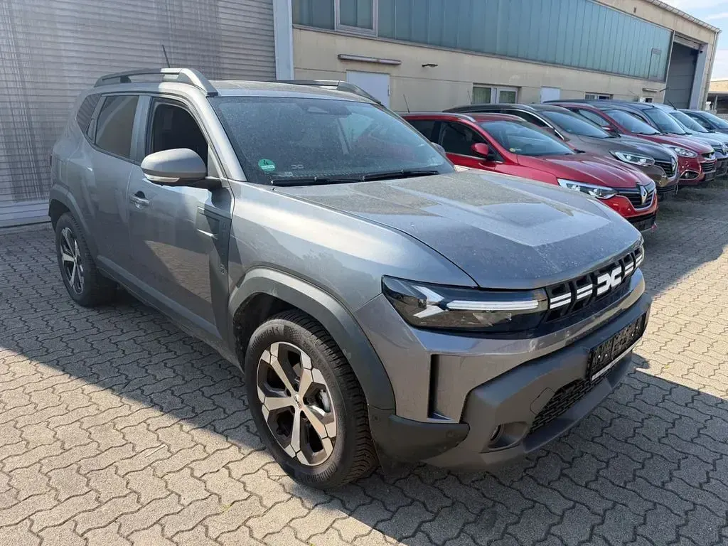 Gebraucht Dacia Duster Journey 131 PS (96 kW) 2024 Grau SUV