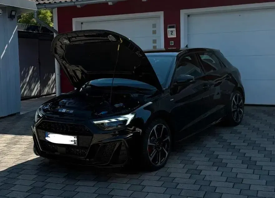 Gebraucht Audi A1 S-Line 207 PS (152 kW) 2025 Schwarz SUV