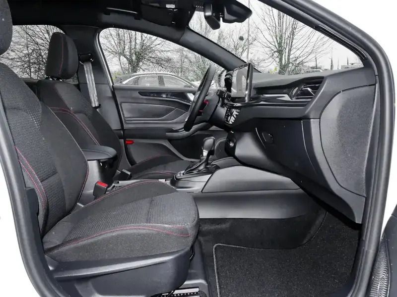 Neu Ford Focus ST-Line 155 PS (114 kW) 2025 Frozen white (weiß) Kombi