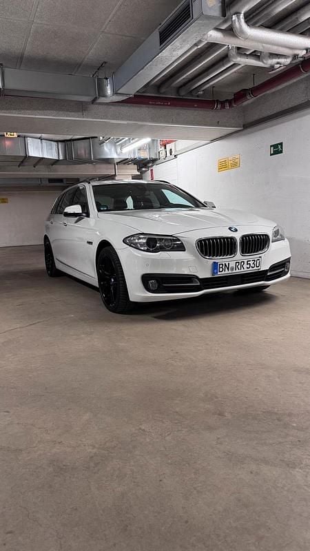 Weiß Gebraucht 2016 BMW 530 Kombi | 14.550 € (Teuer) - Bild 1/4