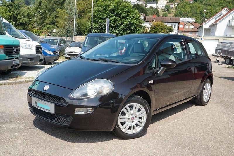 Gebraucht Fiat Punto More 69 PS (50 kW) 2012 Schwarz Kleinwagen