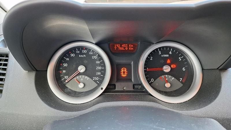 Gebraucht Renault Mégane II 100 PS (73 kW) 2005 Rot Kleinwagen