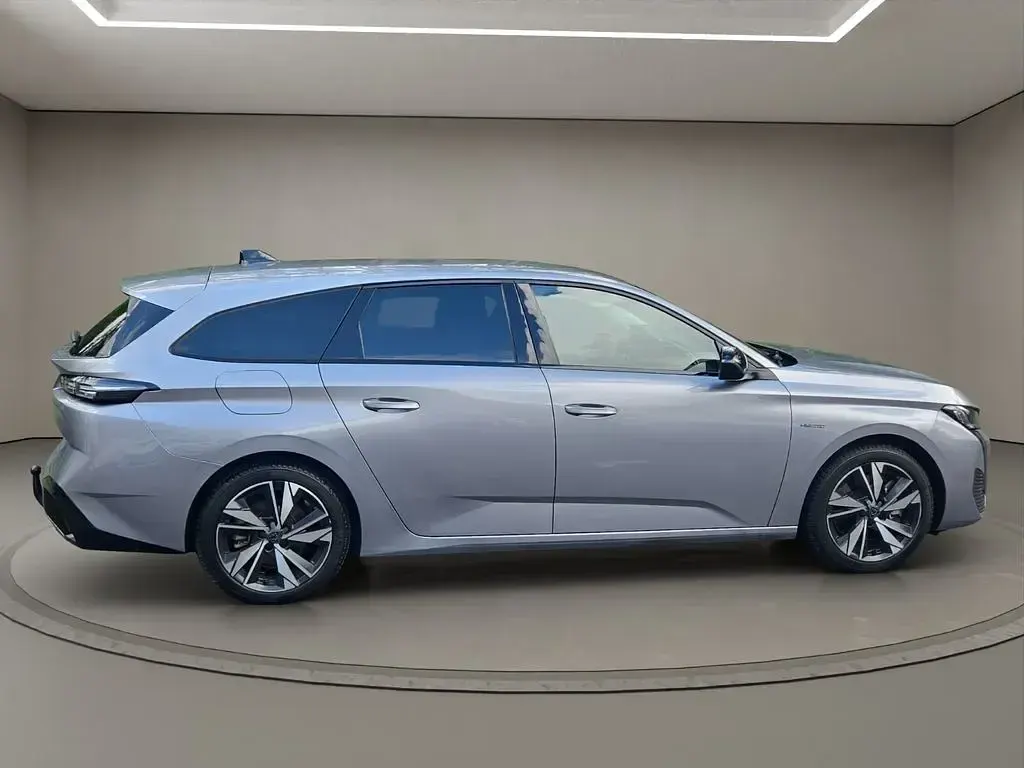 Gebraucht Peugeot 308 SW Allure 150 PS (110 kW) 2023 Silber Kombi