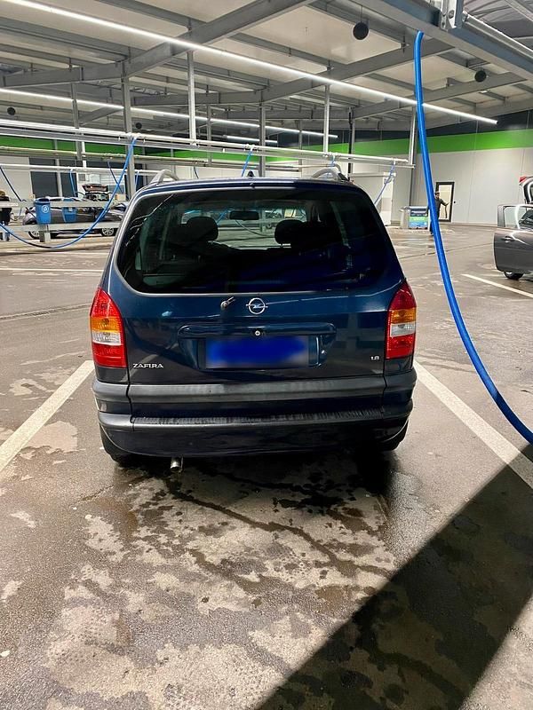 Gebraucht Opel Zafira Elegance 128 PS (94 kW) 2002 Blau Van / Kleinbus