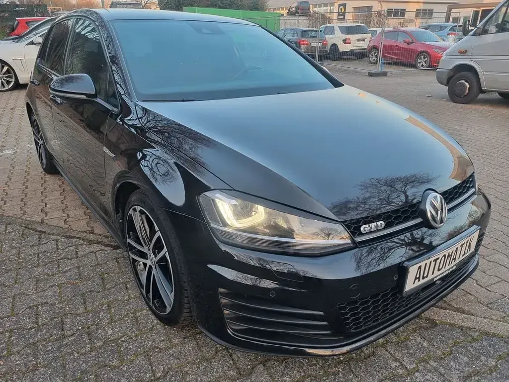 Gebraucht VW Golf VII GTD 184 PS (135 kW) 2015 Deep black perleffekt Limousine
