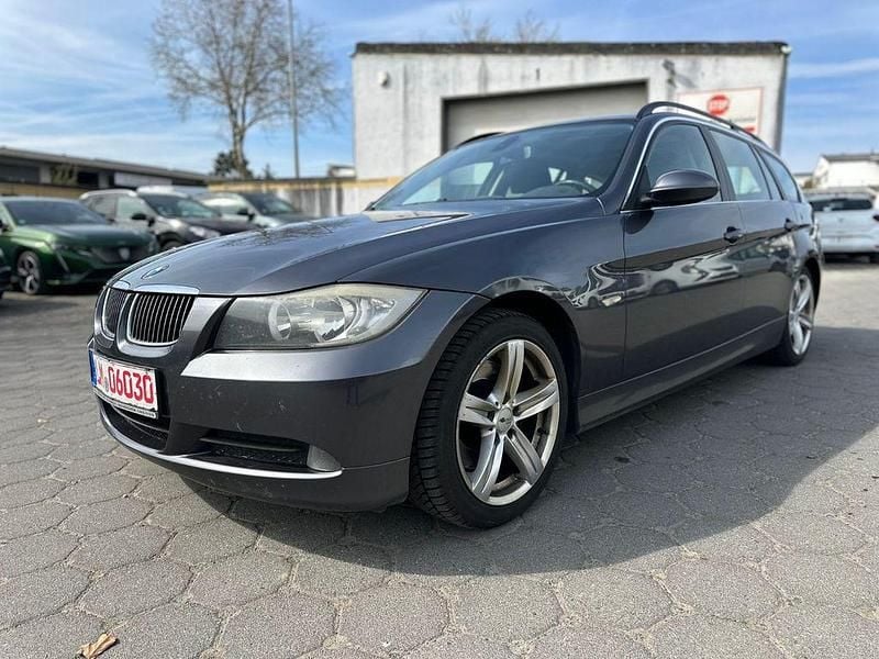 Gebraucht BMW 325 197 PS (144 kW) 2008 Limousine