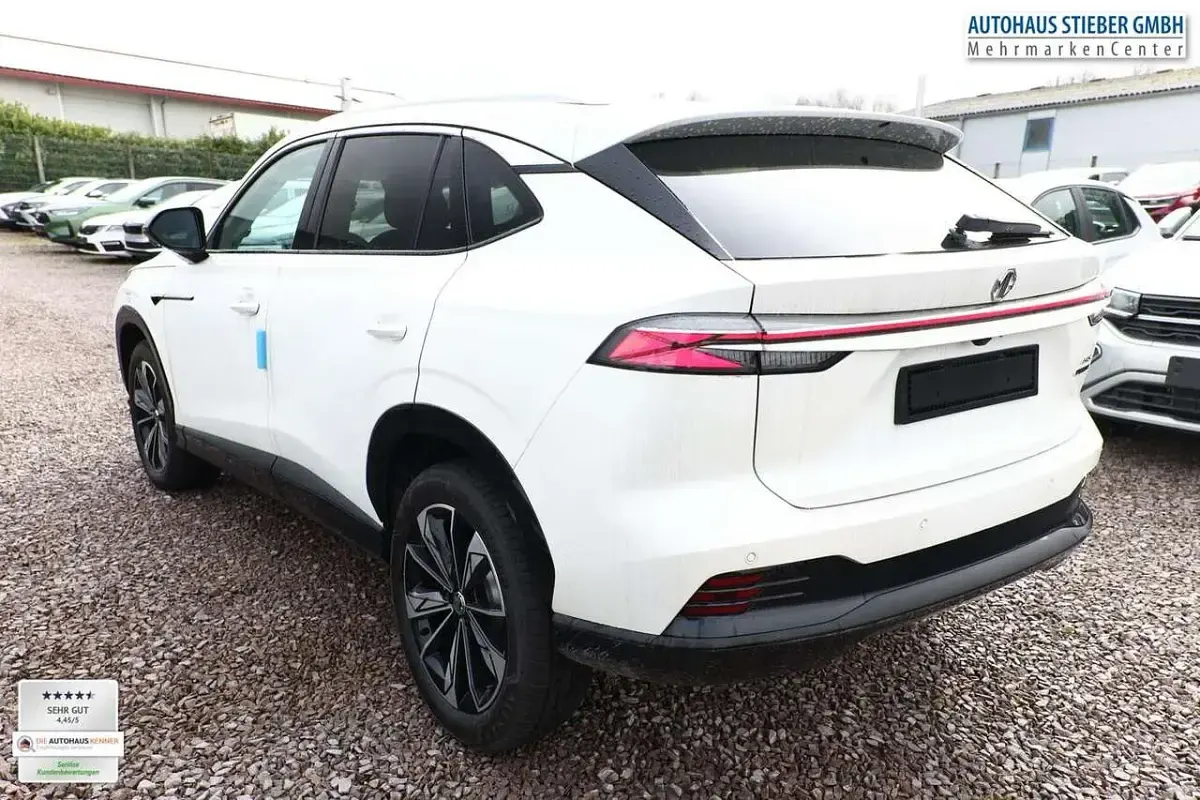 Neu MG HS Comfort 224 PS (164 kW) 2026 Pearl white SUV