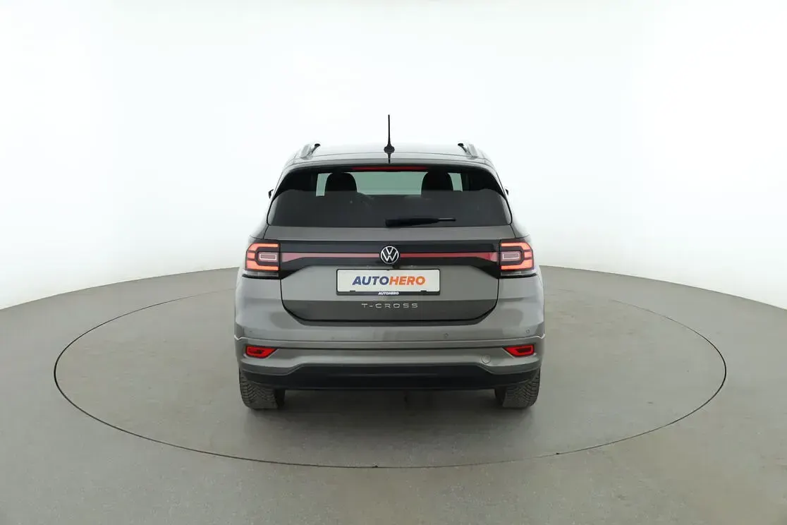Gebraucht VW T-Cross Style 110 PS (80 kW) 2021 Grau SUV