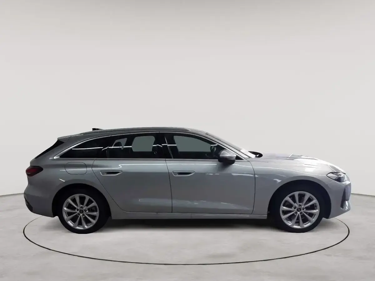 Gebraucht Audi A5 Advanced 204 PS (150 kW) 2025 Silber Kombi