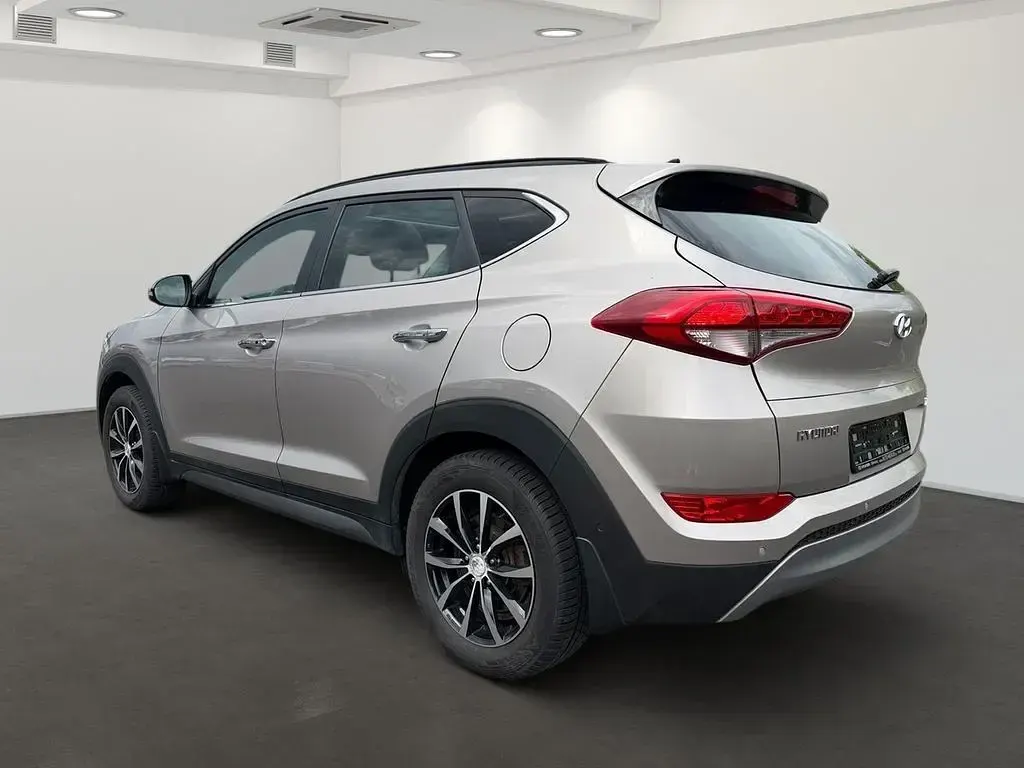 Gebraucht Hyundai Tucson Style 177 PS (130 kW) 2016 Weiß SUV