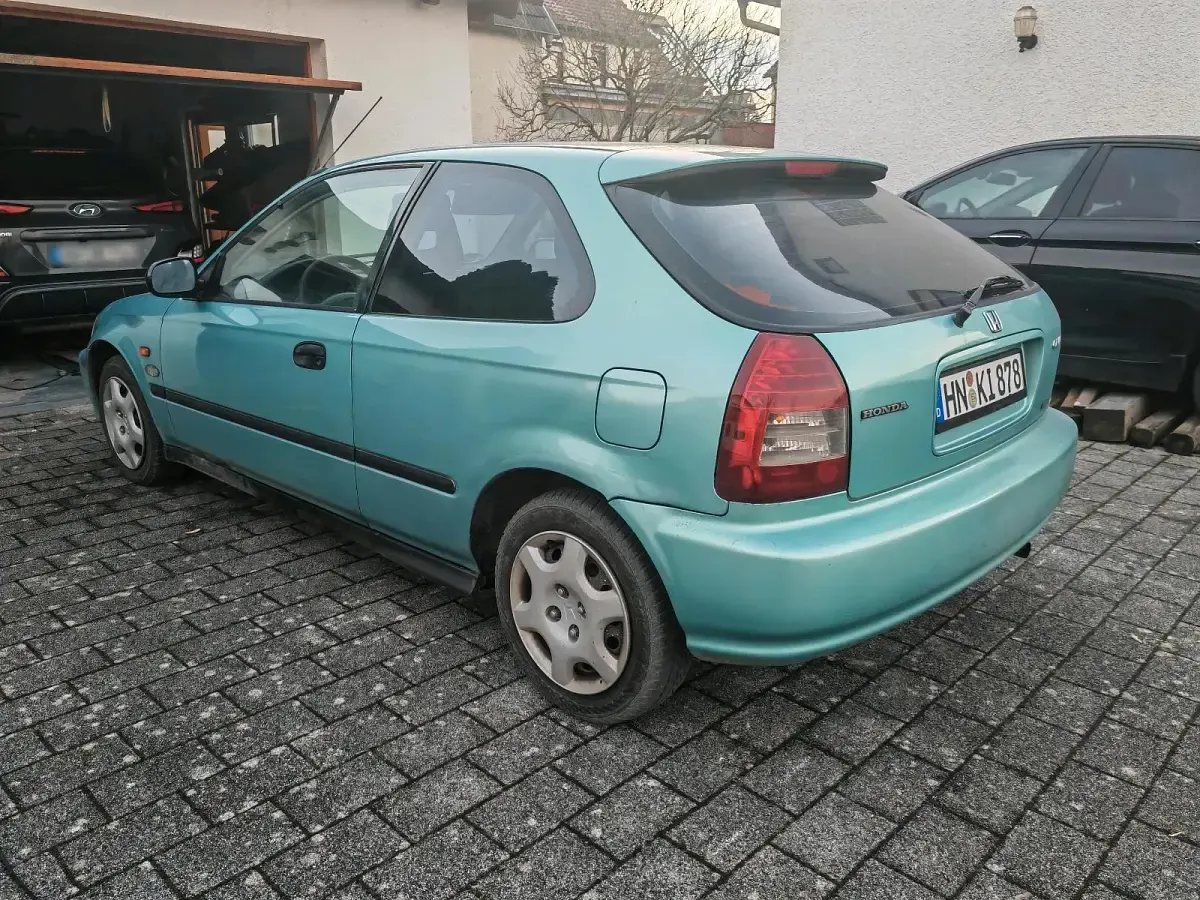 Gebraucht Honda Civic 115 PS (84 kW) 2000 Kleinwagen