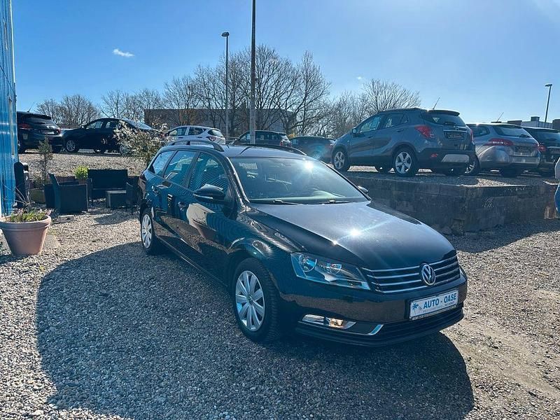 Gebraucht VW Passat Trendline 122 PS (89 kW) 2014 Schwarz Kombi