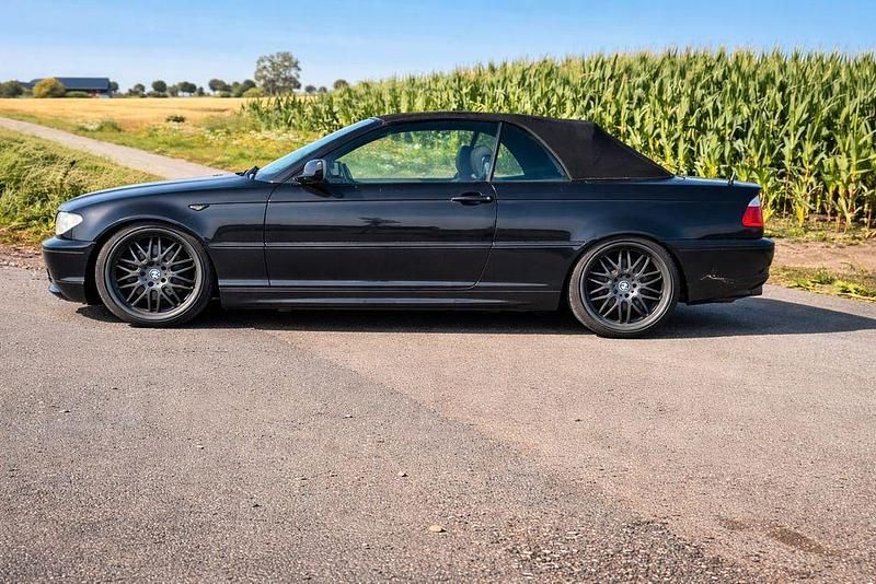 Gebraucht BMW 330 231 PS (169 kW) 2004 Schwarz Cabrio