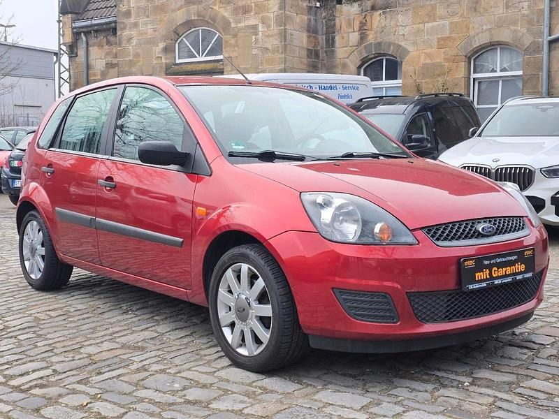 Gebraucht Ford Fiesta 80 PS (58 kW) 2006 Rot Kleinwagen