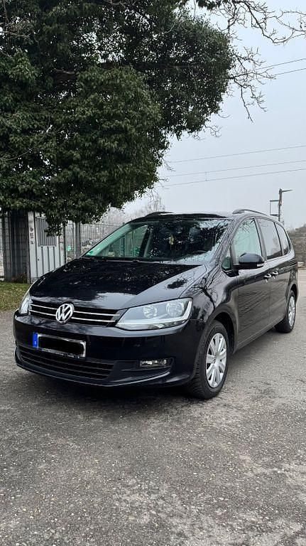Gebraucht VW Sharan Trendline 140 PS (102 kW) 2011 Schwarz Van / Kleinbus