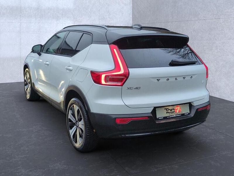 Gebraucht Volvo XC40 Plus 169 kW (231 PS) 2022 Weiß SUV