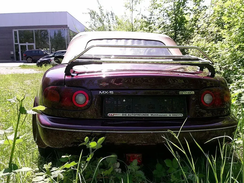 Gebraucht Mazda MX5 90 PS (66 kW) 1996 Rot Cabrio