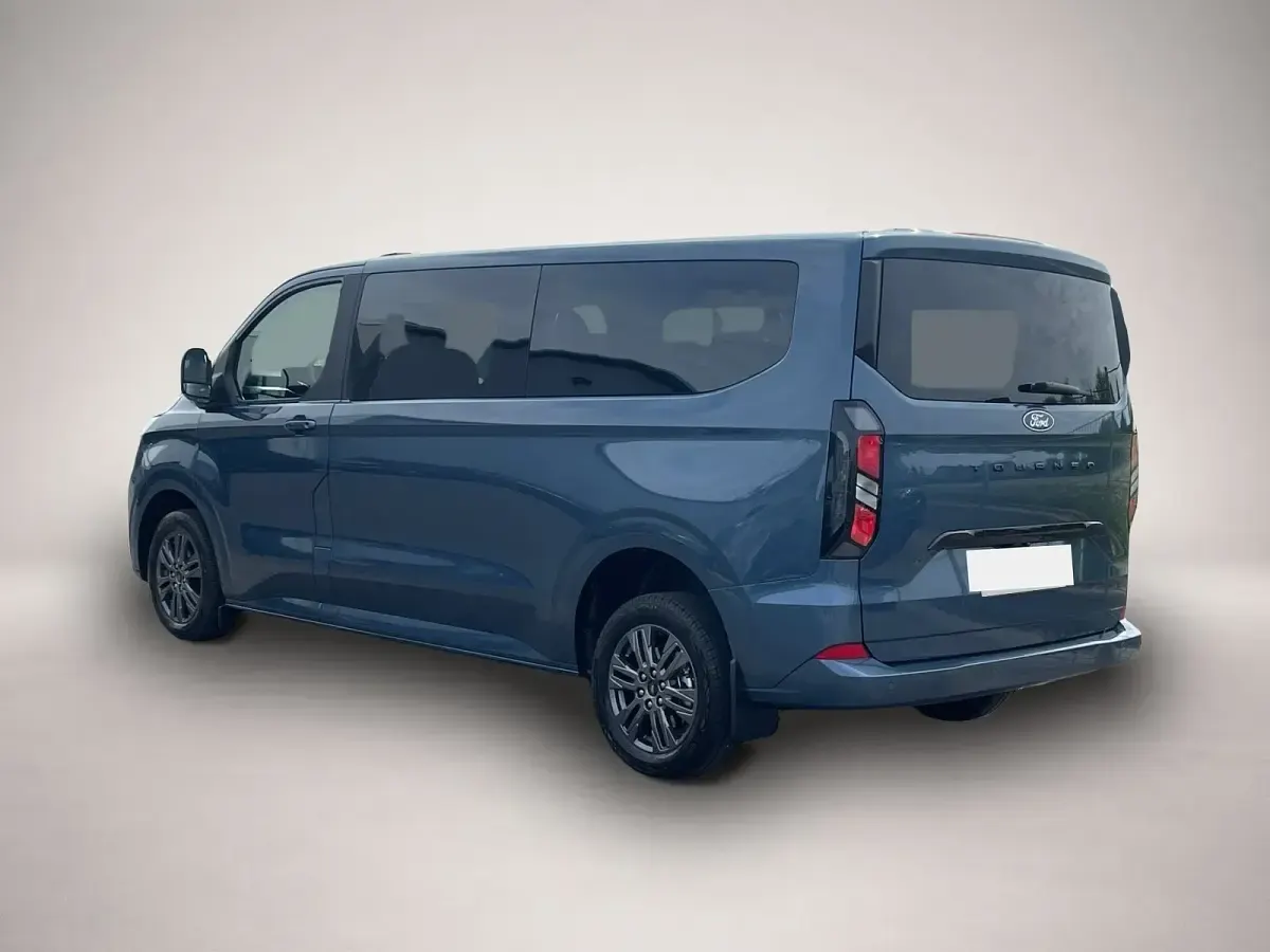 Neu Ford Tourneo Titanium 170 PS (125 kW) 2026 Blau Van / Kleinbus