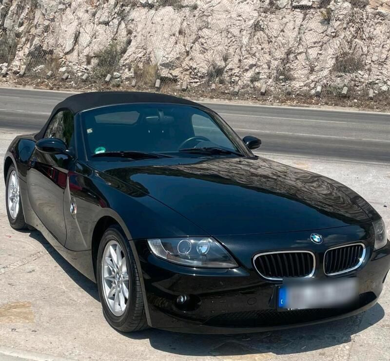 Schwarz Gebraucht 2005 BMW Z4 Cabrio | 9.900 € - Bild 1/4