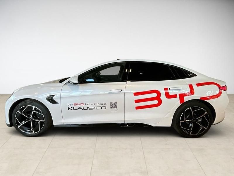 Gebraucht BYD Seal 389 kW (530 PS) 2026 Weiß Limousine