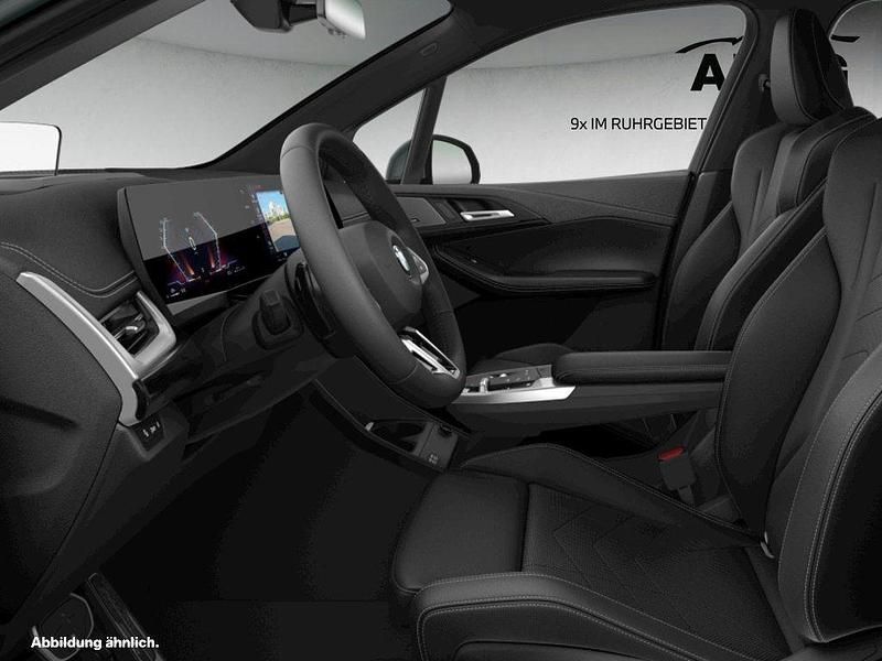 Neu BMW 220 Performance 170 PS (125 kW) 2026 Grau Limousine