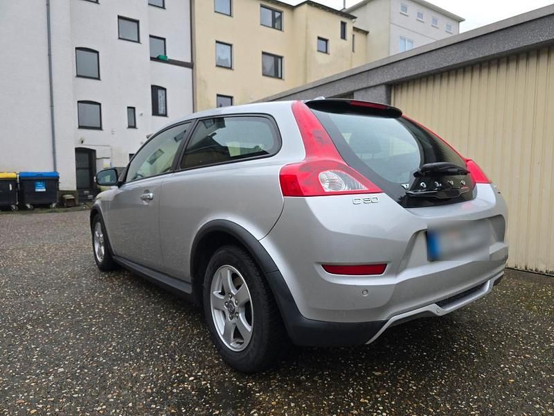 Gebraucht Volvo C30 Kinetic 114 PS (83 kW) 2009 Silber Kleinwagen