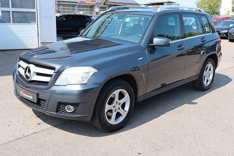 Grau Gebraucht 2011 Mercedes GLK200 SUV | 7.900 € (Teuer) - Bild 1/4