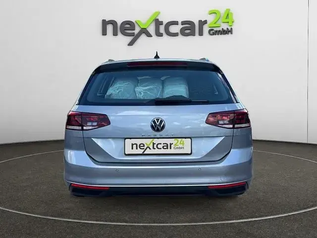 Gebraucht VW Passat Business 200 PS (147 kW) 2021 Silber metallic Kombi