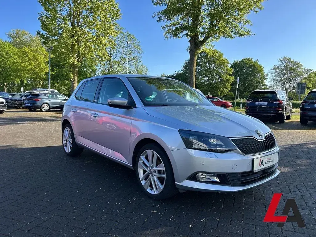 Gebraucht Skoda Fabia Joy 75 PS (55 kW) 2016 Silber Limousine