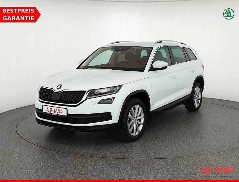 Weiß Gebraucht 2018 Skoda Kodiaq Style SUV | 27.990 € (Fairer Preis) - Bild 1/4