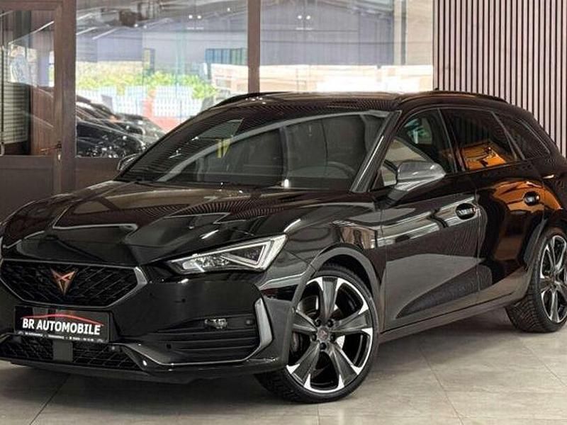 Gebraucht Cupra Leon VZ1 301 PS (221 kW) 2024 Mitternachtsschwarz Kombi