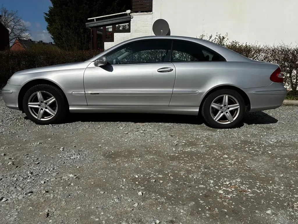 Gebraucht Mercedes CLK200 Elegance 163 PS (119 kW) 2002 Silber Coupé