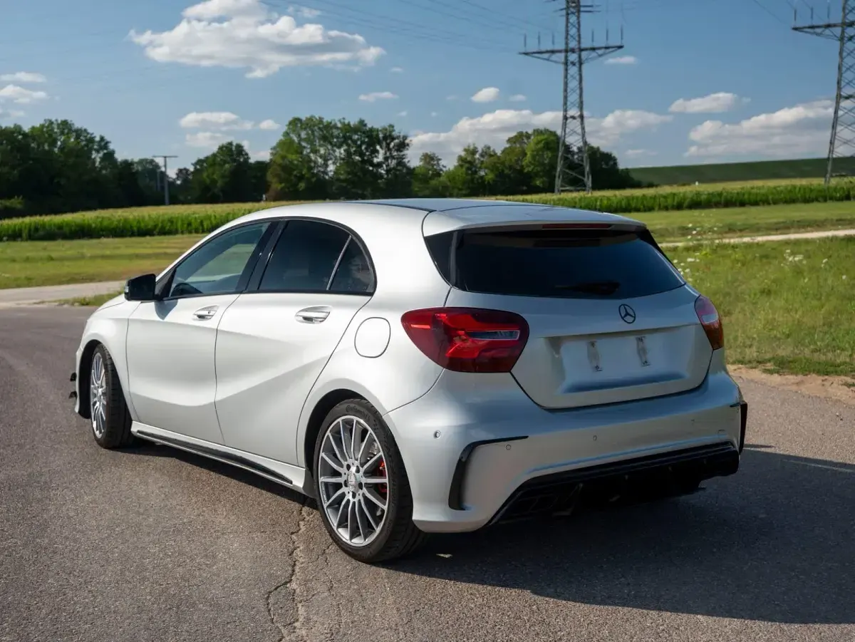 Gebraucht Mercedes A250 211 PS (155 kW) 2013 Silber Kleinwagen
