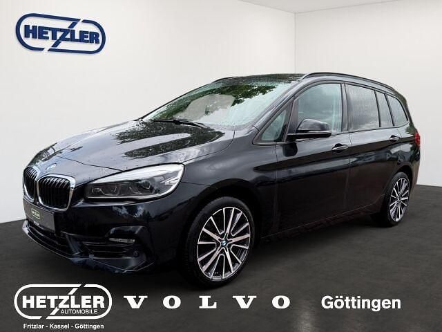 Schwarz Gebraucht 2018 BMW 220 Gran Tourer Sport Line Van / Kleinbus | 18.900 € (Fairer Preis) - Bild 1/4