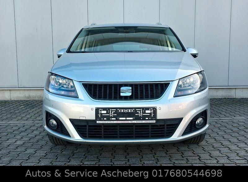 Gebraucht Seat Alhambra Style 140 PS (102 kW) 2011 Silber Van / Kleinbus