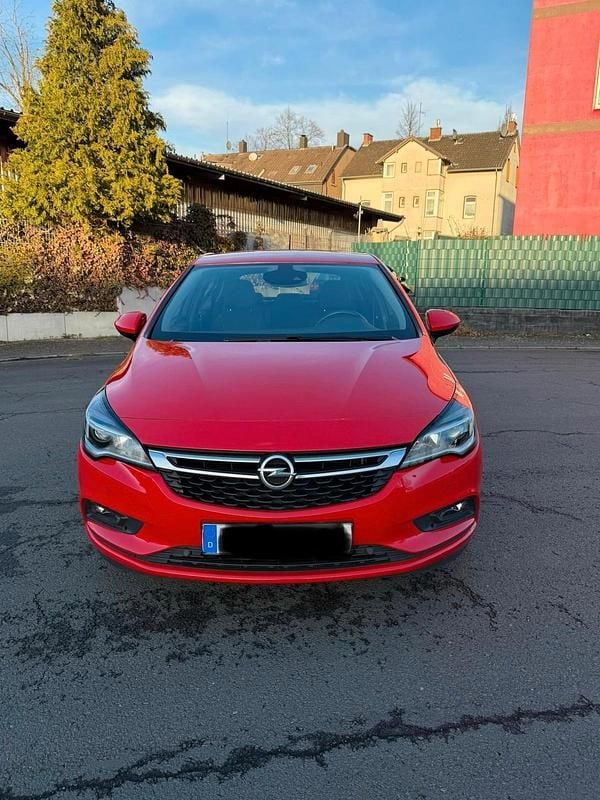 Gebraucht Opel Astra 105 PS (77 kW) 2017 Rot Kleinwagen