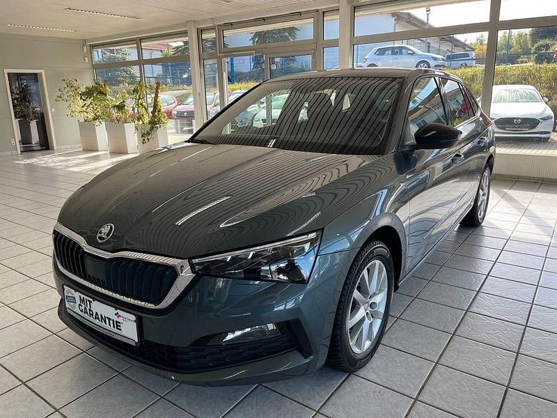 Grau Gebraucht 2020 Skoda Scala Style Kleinwagen | 18.999 € (Fairer Preis) - Bild 1/4
