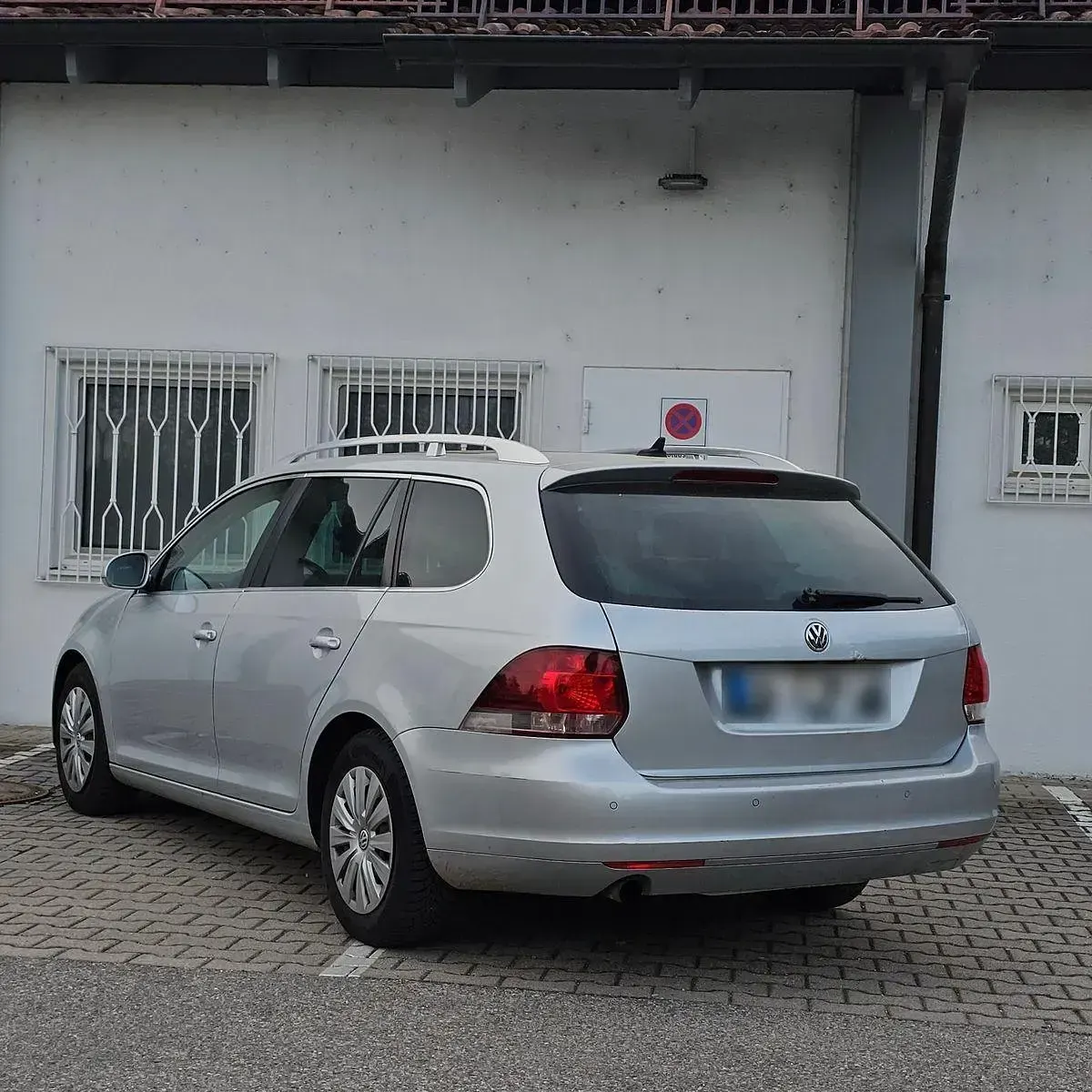 Gebraucht VW Golf VI Highline 105 PS (77 kW) 2011 Silber Kleinwagen