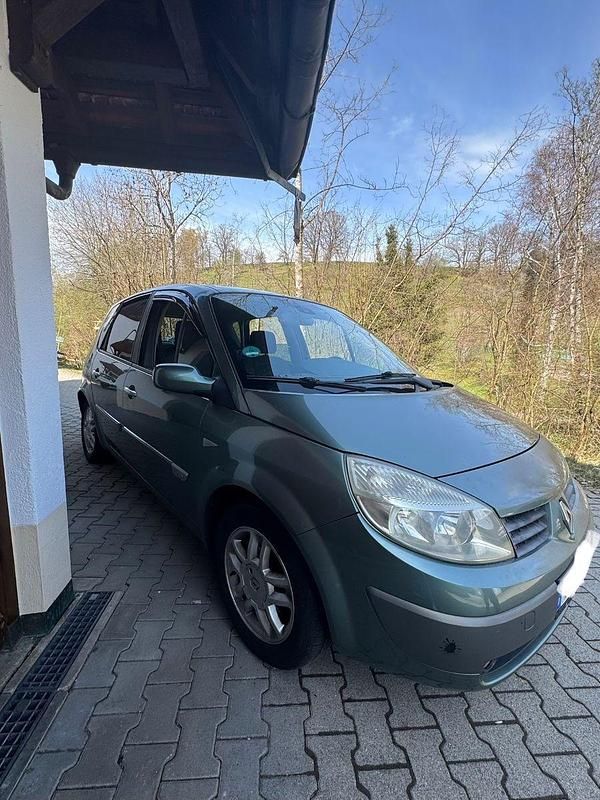 Gebraucht Renault Scénic II Expression 113 PS (83 kW) 2004 Grün Van / Kleinbus