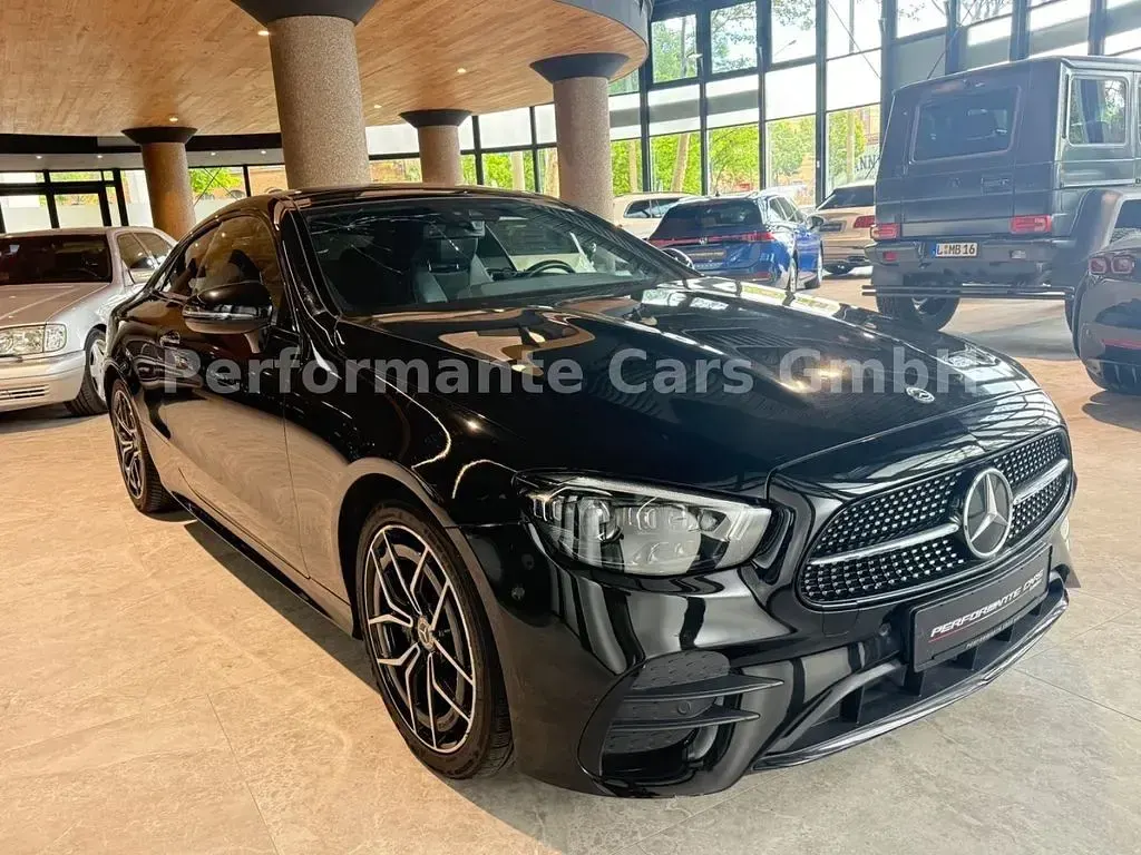 Usado Mercedes E200 AMG 197 CV (144 kW) 2023 Negro Coupe