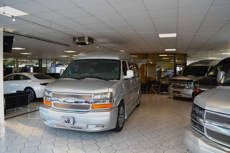 Gebraucht GMC Savana 314 PS (230 kW) 2014 Silber Van / Kleinbus