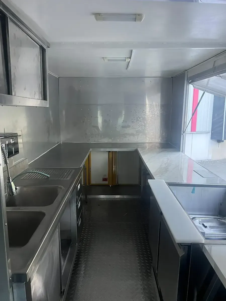 Gebraucht Mercedes Sprinter 75 PS (55 kW) 2012 Schwarz