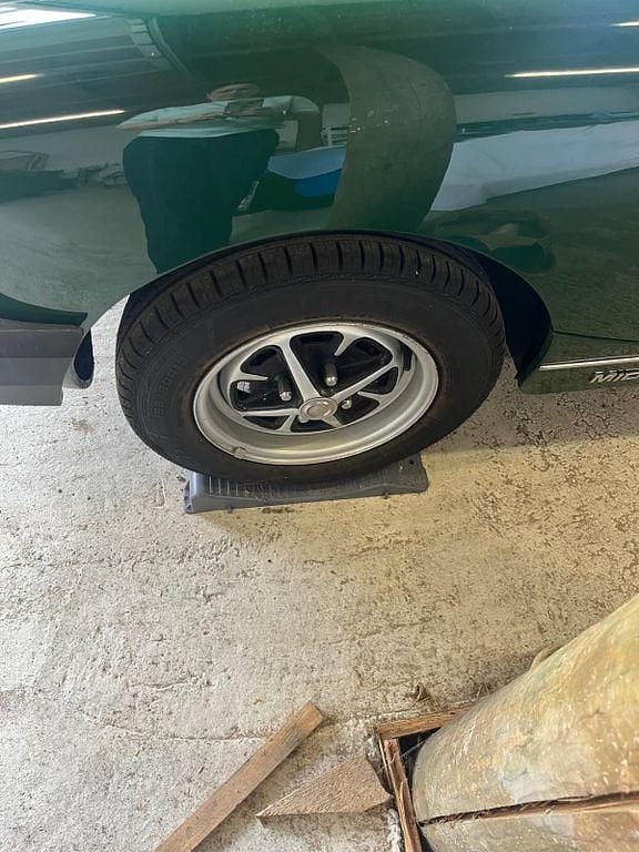 Second-hand MG Midget 67 CP (49 kW) 1977 Verde Cabrio