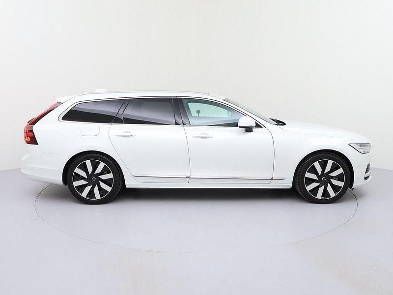 Gebraucht Volvo V90 Plus 398 PS (292 kW) 2025 Weiß Kombi