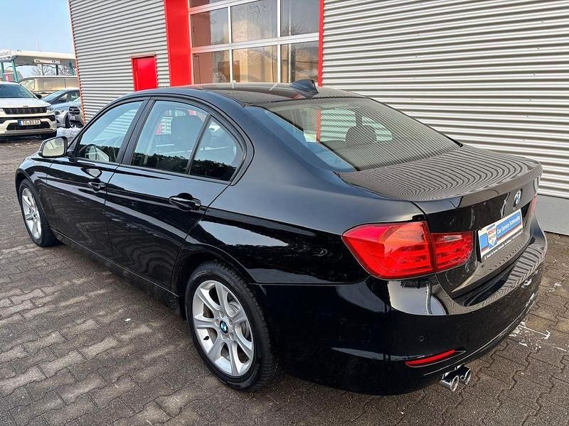 Gebraucht BMW 328 245 PS (180 kW) 2013 Schwarz Limousine